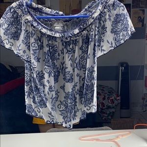 Off shoulder crop top